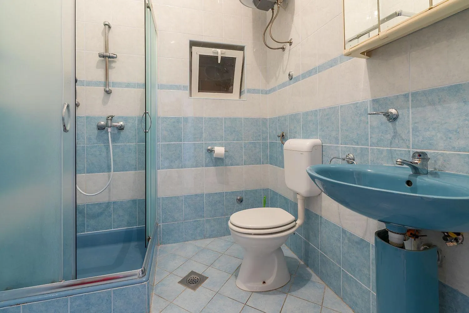 Apartment Preiswertes Familienapartment Nur 100 Meter Zum Strand Mit Privater Terrasse Crikvenica