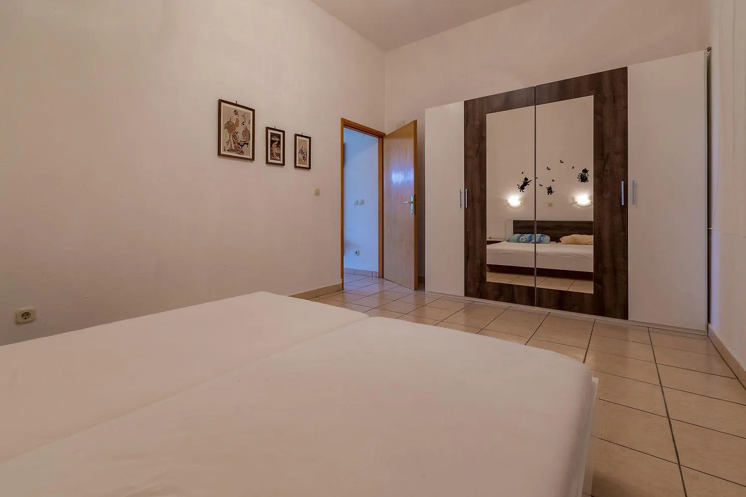 Preiswertes Familienapartment Nur 100 Meter Zum Strand Mit Privater Terrasse Crikvenica 0*,  Κροατία